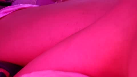 gurlnips online show from 02.02.25