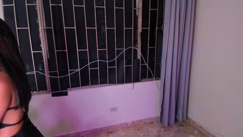 instagram fernandatoloza01  online show from 02.15.25