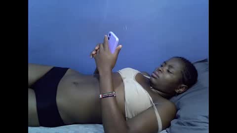 merlin_queen online show from 10.13.25