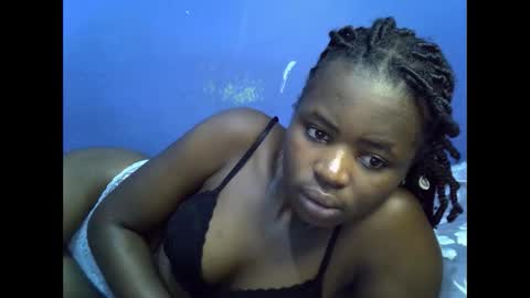 merlin_queen online show from 12.19.25