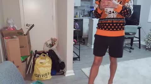 Snapshot of merlinharriss chatting on 12.20.25 Merlinz Magic online show from 12.20.25