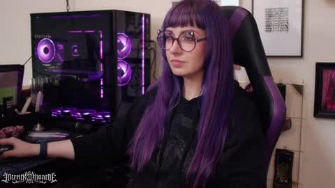 Snapshot of merrickmonroe chatting on 10.10.25 merrick monroe online show from 10.10.25