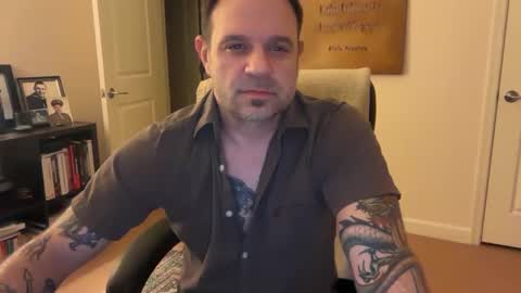 Snapshot of merriermore chatting on 03.11.25 merriermore online show from 03.11.25