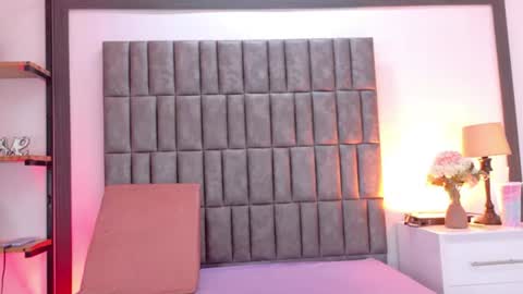 Snapshot of merystone chatting on 07.20.26 Mery Stone online show from 07.20.26