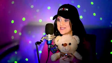 Snapshot of mesaland chatting on 02.20.25 Meskhimusic online show from 02.20.25