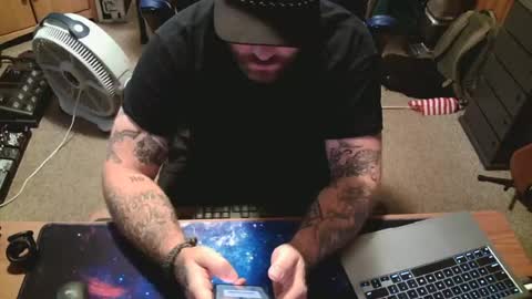 metalhead18787 online show from 08.06.26