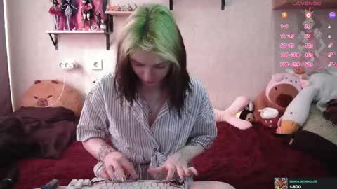 Mavis online show from 09.17.25