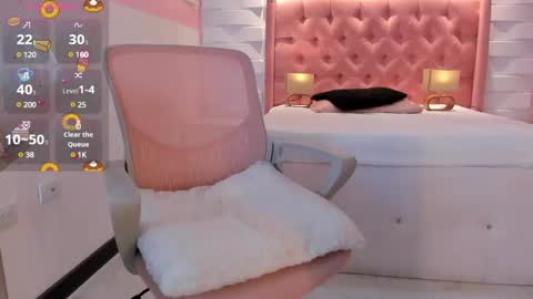 Snapshot of mhellissaw chatting on 12.07.24 melissa online show from 12.07.24