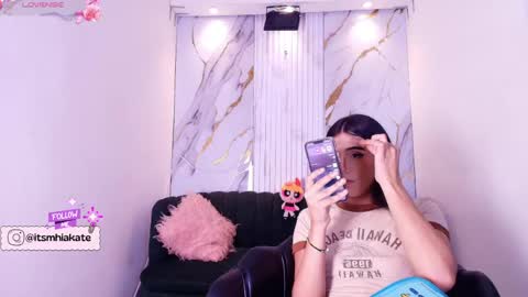 Mhia Kate online show from 04.16.26