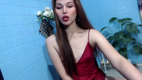 Snapshot of mi_akai chatting on 07.09.26 Cretchie For You online show from 07.09.26