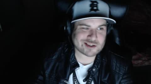 Snapshot of mi_vida21 chatting on 02.28.25 just ask online show from 02.28.25