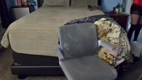 Mia online show from 12.14.24