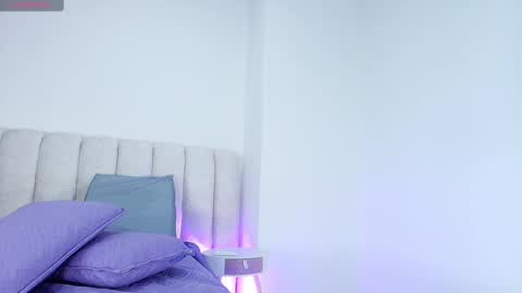 Emi online show from 11.15.25