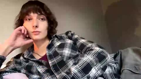 Snapshot of mia_177 chatting on 11.02.25 mia_177 online show from 11.02.25