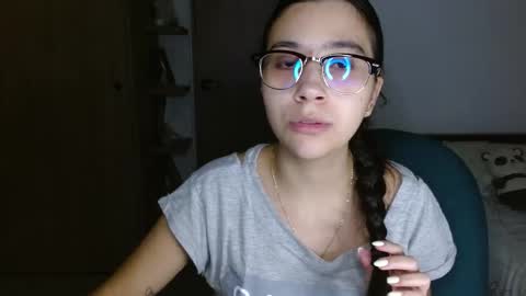 Mia online show from 03.25.26