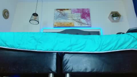 C A L L  M E  M I A  online show from 01.18.25