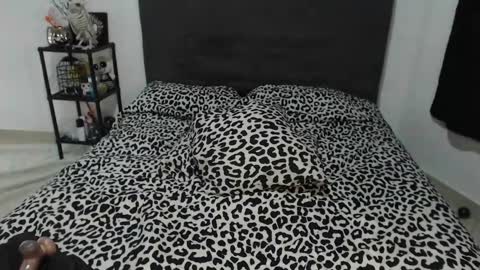 Snapshot of mia_adams_red chatting on 12.28.24 mia online show from 12.28.24