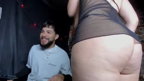 Mia and vincentt model indepent online show from 12.19.25