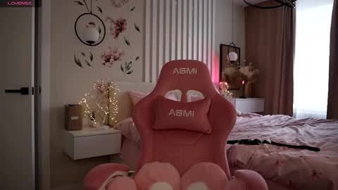 Just call me Kitty online show from 03.07.26