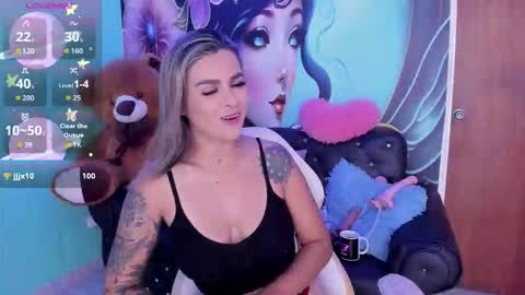 Snapshot of mia_bigtits_17 chatting on 02.11.26 Mia online show from 02.11.26