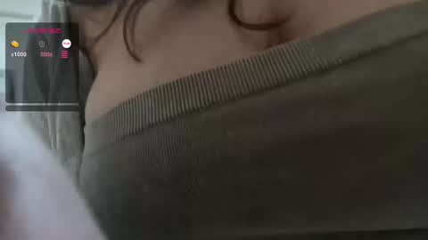 Snapshot of mia_boone chatting on 02.22.25 mia_boone online show from 02.22.25