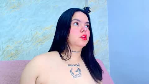 Mia  online show from 10.18.25