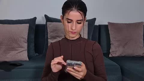 Snapshot of mia_carter99 chatting on 11.14.25 Freya Allen online show from 11.14.25