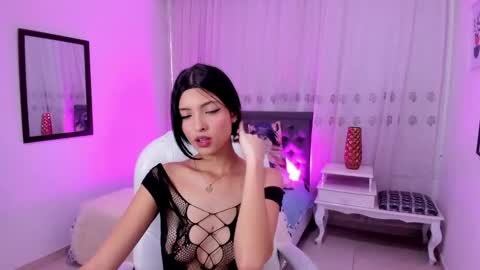 Mia online show from 01.07.26