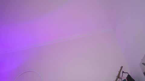 Snapshot of mia_coliin chatting on 03.11.25 Anna online show from 03.11.25