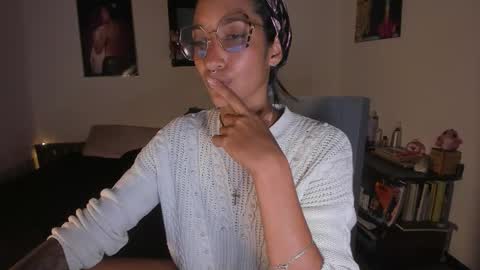 Mia Sandoval online show from 03.20.26