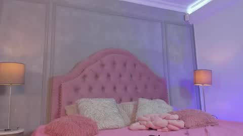 Snapshot of mia_culpa22 chatting on 02.25.26 Mia Culpa online show from 02.25.26