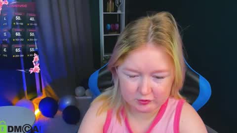 Mia online show from 10.09.25