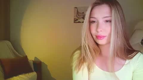 Mia online show from 07.17.26