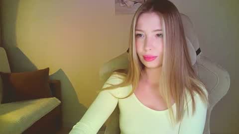 Mia online show from 07.20.26
