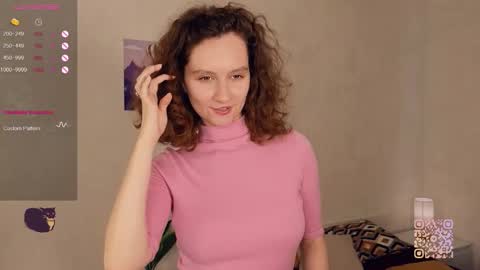 Snapshot of mia_frizz chatting on 09.12.25 Mia online show from 09.12.25