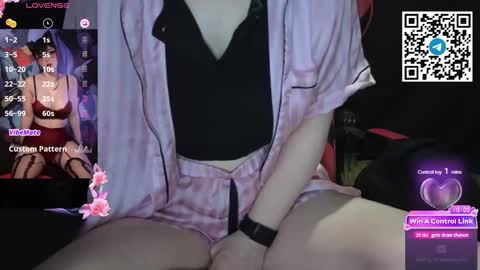 Snapshot of mia_g0ld chatting on 01.20.25 Golden ones online show from 01.20.25