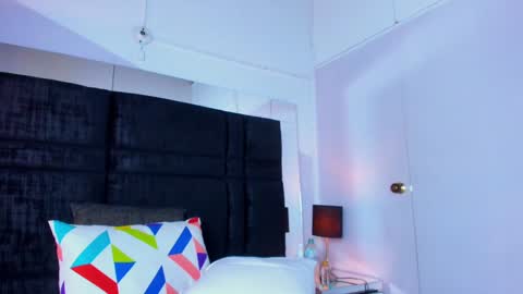 MIA online show from 01.23.25