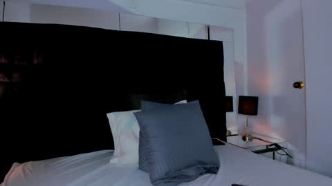 MIA online show from 02.06.25