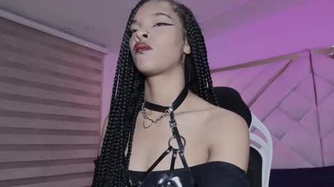 Mia online show from 03.13.26