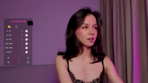 Snapshot of mia_hetty chatting on 09.09.25 Mia online show from 09.09.25