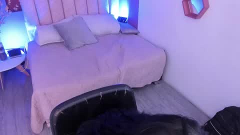 Val  online show from 02.05.26