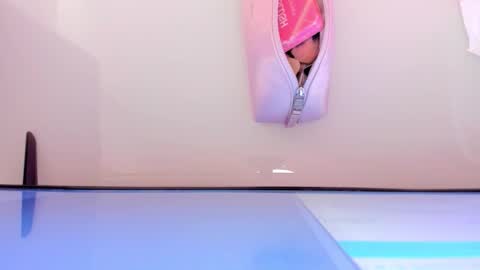    online show from 11.08.25