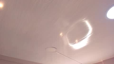 Mia online show from 11.30.25