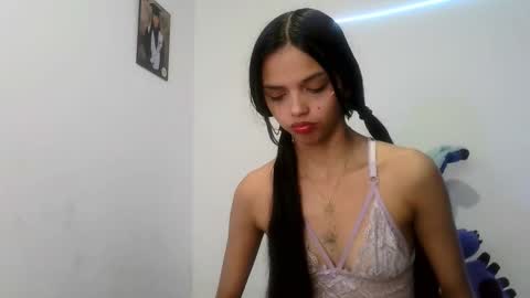 Snapshot of mia_lucy_21 chatting on 10.18.25 mia lucy 21 online show from 10.18.25