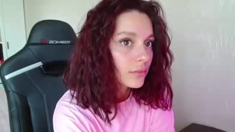 mia_luiza online show from 06.18.26