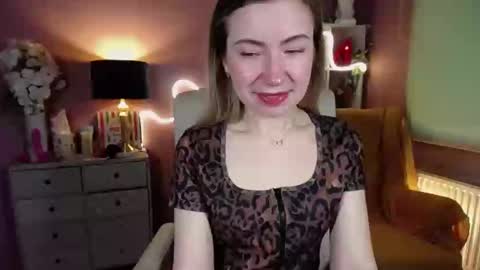 Mia online show from 02.14.25