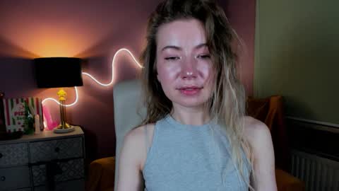 Mia online show from 11.09.25