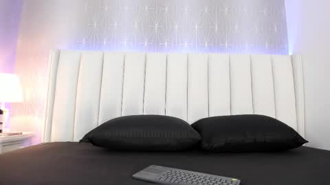 Snapshot of mia_medina chatting on 03.02.26 online show from 03.02.26