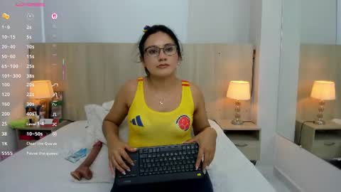 Mia Mercier online show from 06.23.26