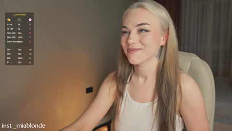 mia_milagros online show from 12.09.24